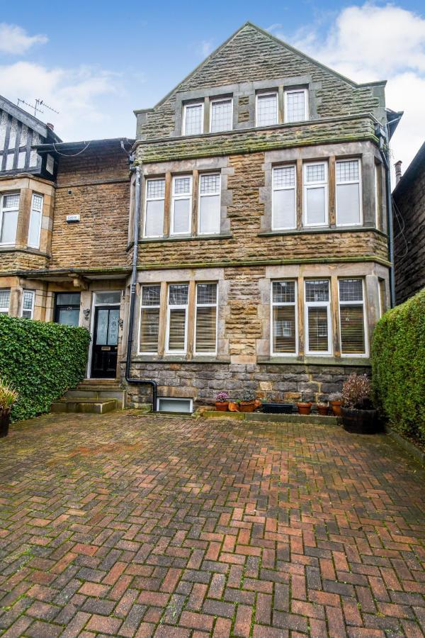 Spacious Victorian Townhouse Near Hcc With Off Street Parking Χαρογκέιτ Εξωτερικό φωτογραφία